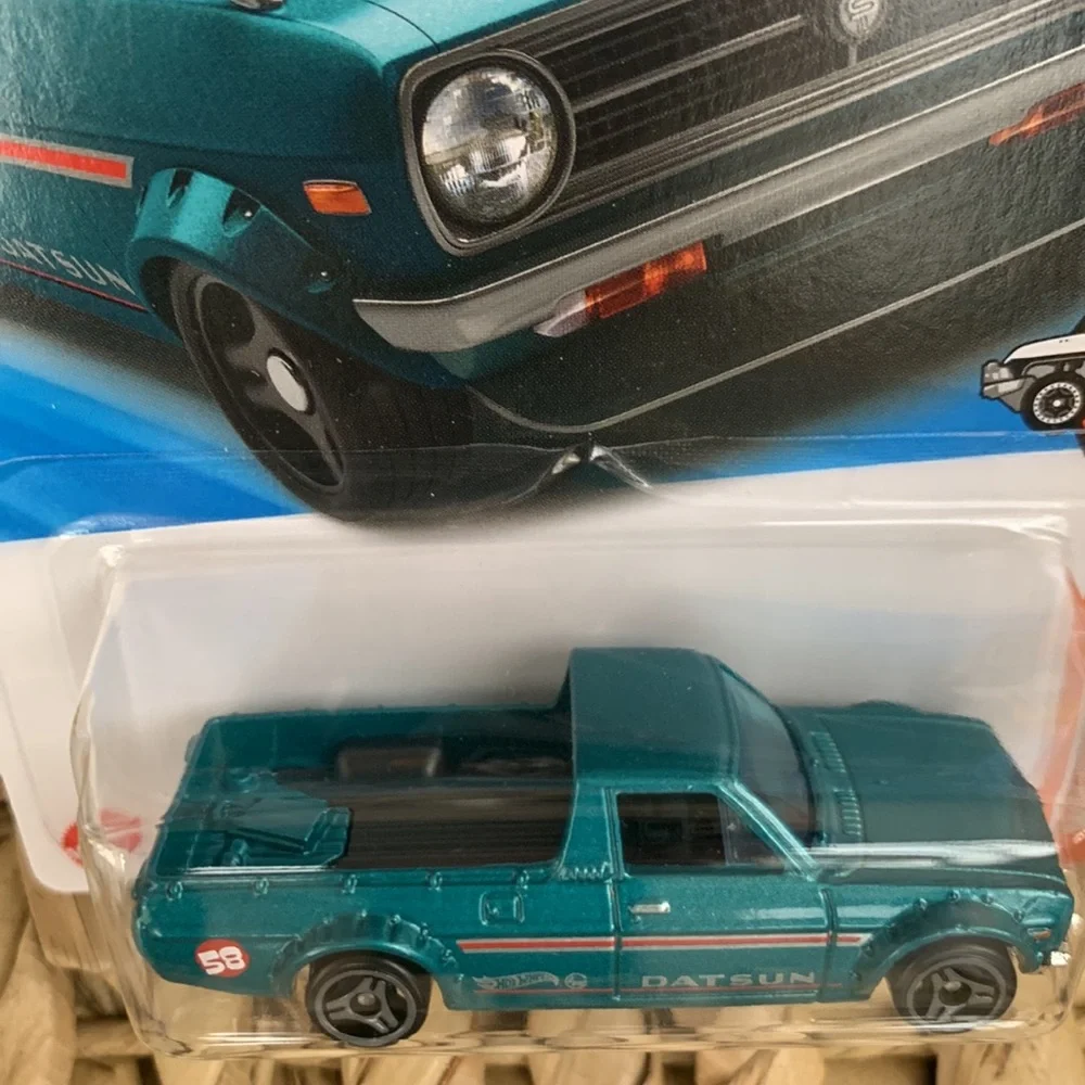 1975 Datsun Sunny Truck B120 Hot Wheels 1970s 70s Pickup Hotwheels New 2025